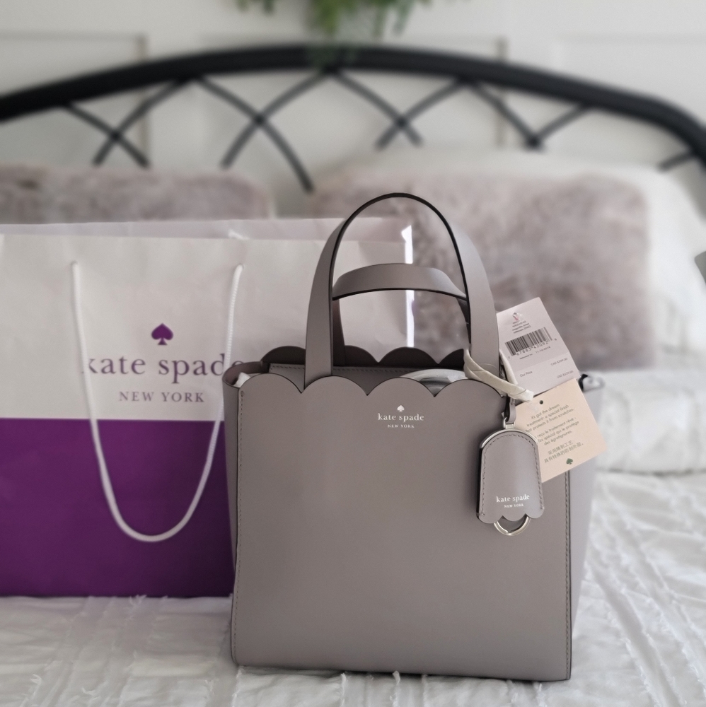 SOLD - NWT Kate Spade Purse with crossbody strap